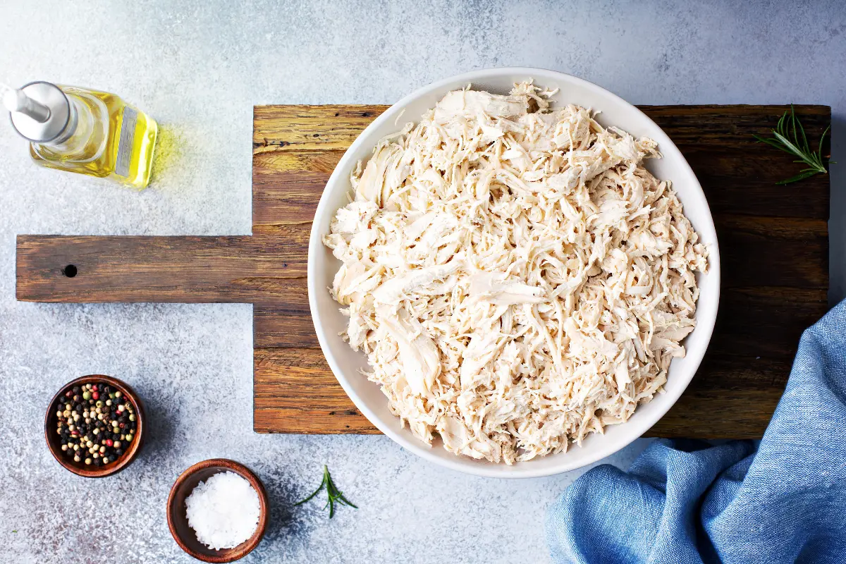 Ingredientes para a crepioca de frango.