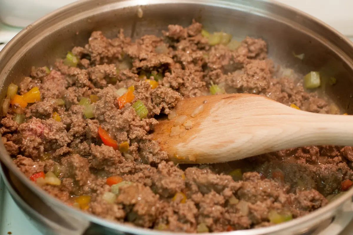 Descubra Agora: É saudável comer carne moída? Receita Completa com Legumes!