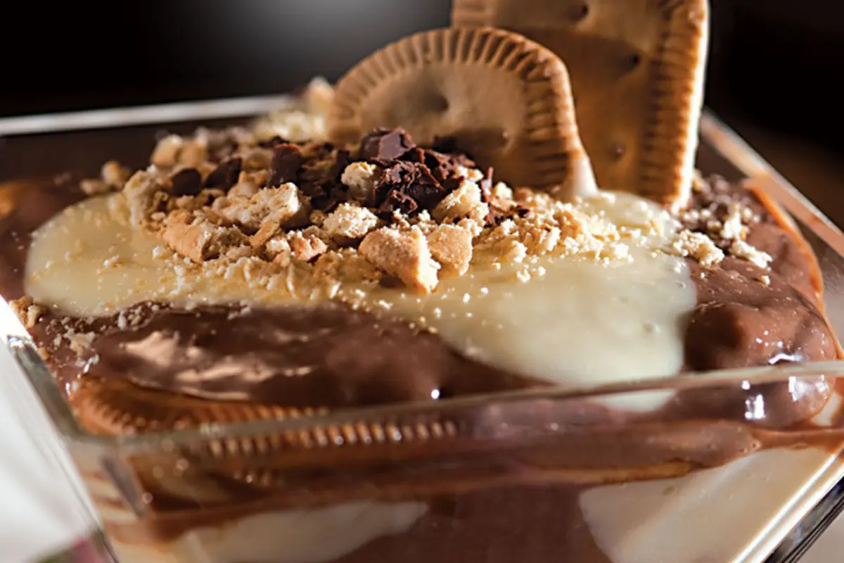 Receita de Sobremesa de Chocolate Gelada: 3 Passos para o Pavê de Chocolate Gelado Perfeito!