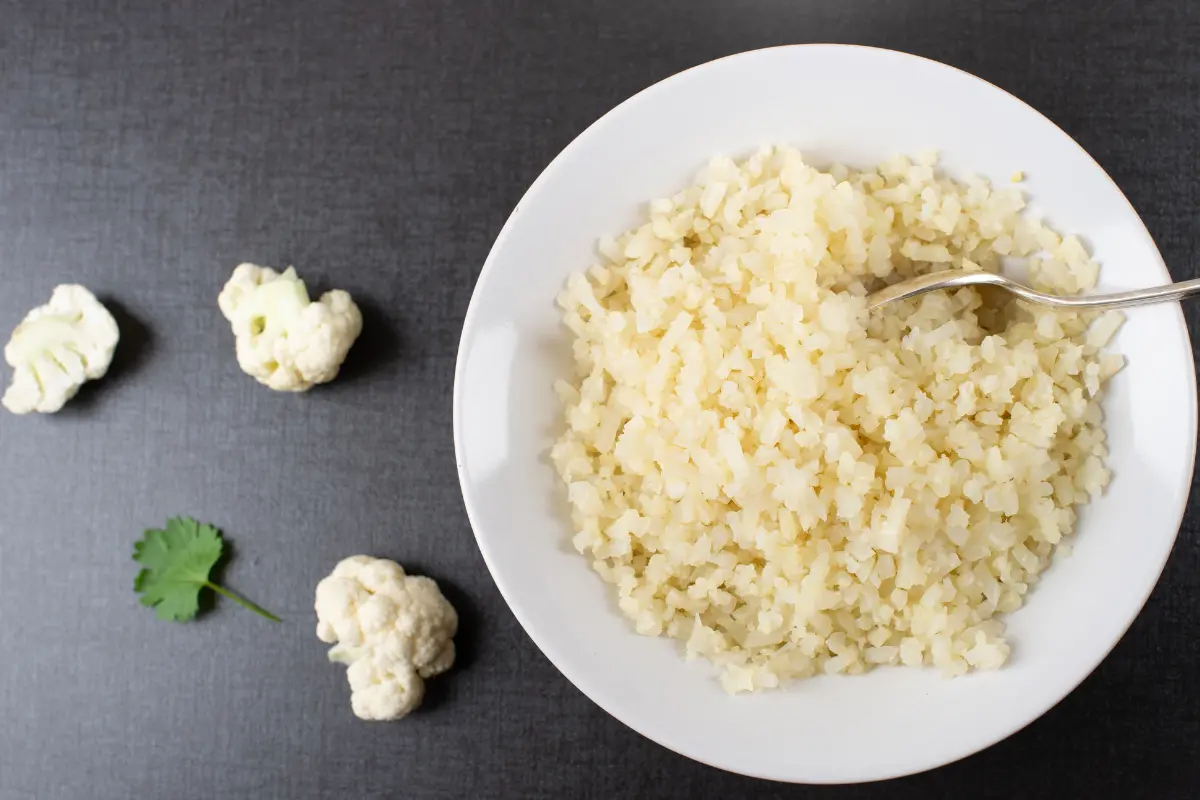 O que substitui o arroz na dieta low carb? Descubra 5 receitas incríveis!