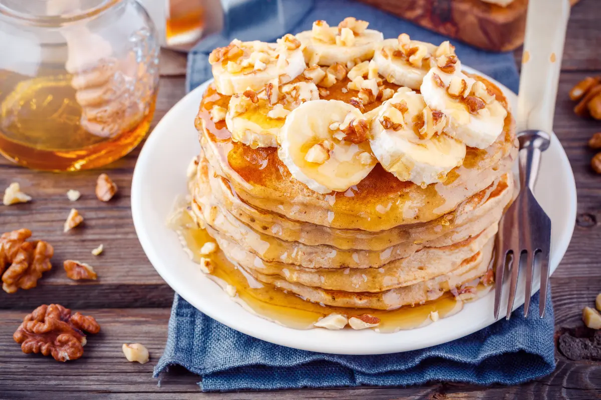 O que substitui o pão no café da manhã? Panqueca deliciosa feita em 3 etapas simples