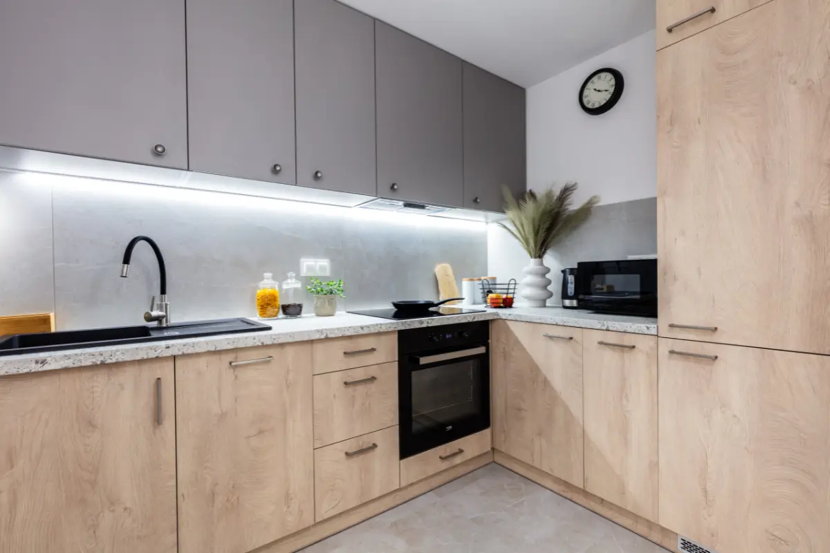 Qual o Melhor Material para Armário de Cozinha Planejado: Guia Completo e Fácil!
