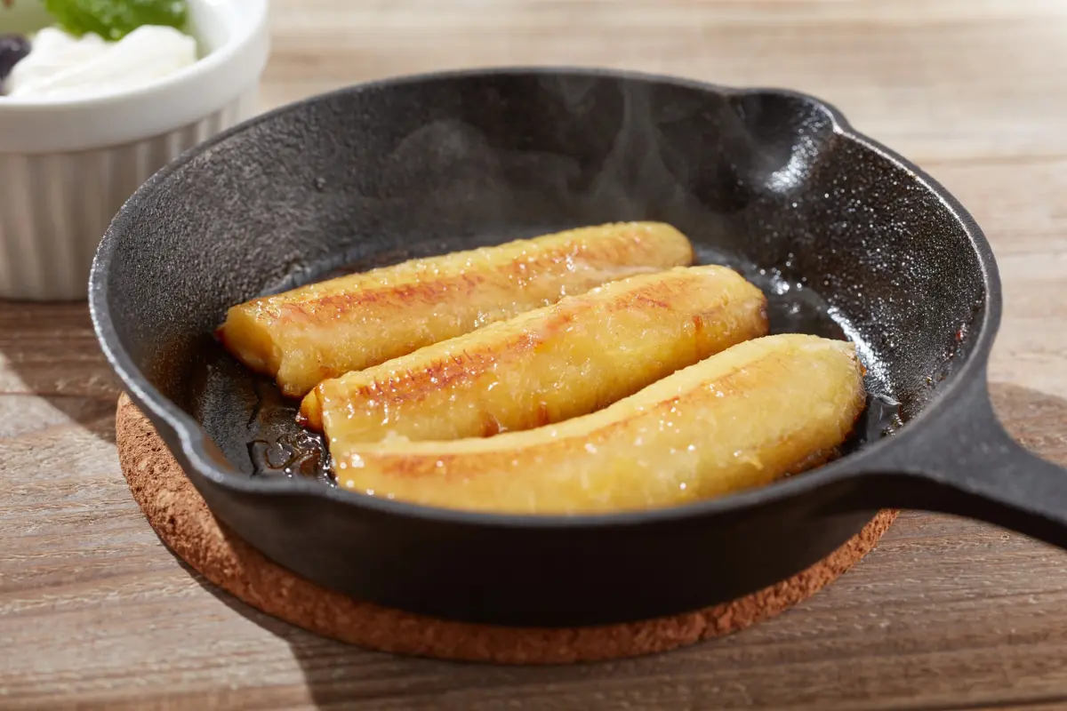 Ferro fundido: alta durabilidade para cozinhas profissionais.